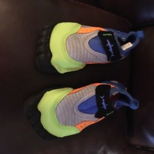 Kids swim shoe